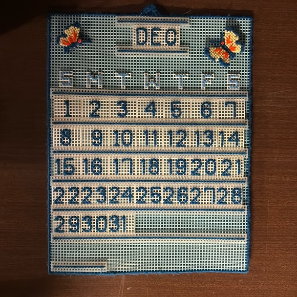 Latch Kit Calendar Using Rug Hooking Mesh Months Days - Picture 3 of 5